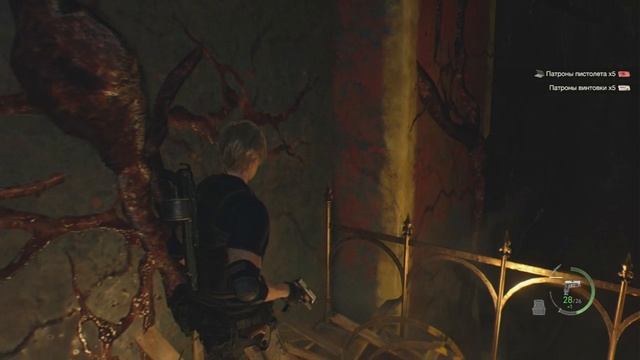 Resident Evil 4: Жуки, Луис и офигевающий от этого Леон