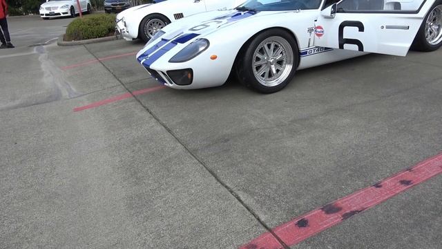 Ford GT40 Carroll Shelby Cobra Bruce McLaren race car show at Griot's Garage Tacoma смотреть онлайн