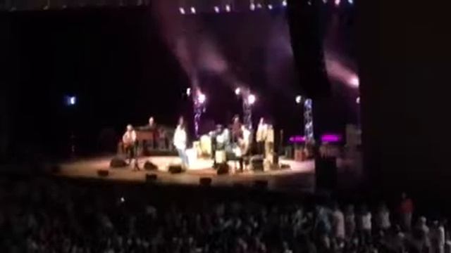Vince Gill - Liza Jane @ Rose Music Center (06/20/17) смотреть онлайн