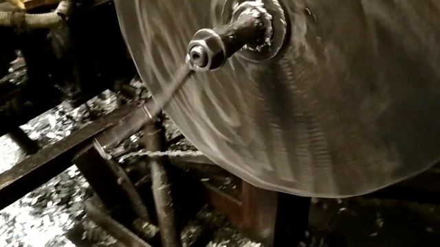 Кустарное производство колючей проволоки "Егоза" (Ежевика). смотреть онлайн