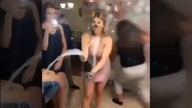 что-то пошло не так смотреть онлайн