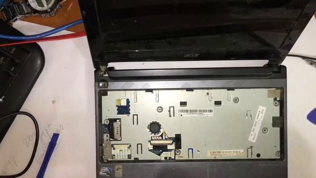 ACER ASPIRE ONE D260-2Bk разбор смотреть онлайн