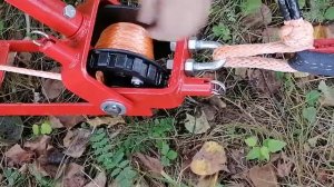 Ослабление троса на ручной лебёдке ЛР1, 6