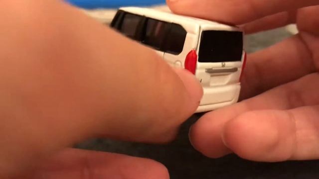 Honda N-Box Review