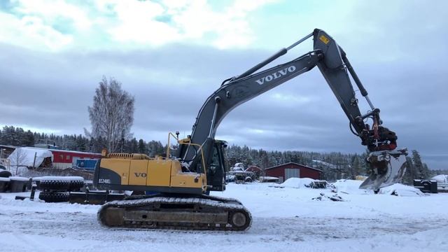 Köp grävmaskin Volvo EC240CL på Klaravik смотреть онлайн