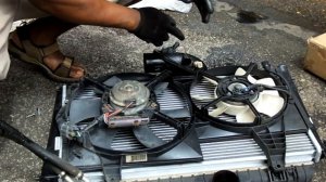 01 Volvo S40 Radiator replacement