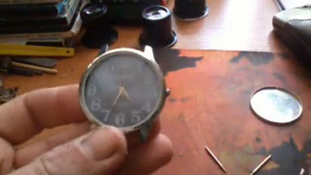 Замена батарейки и браслета на часах ORIEXT смотреть онлайн