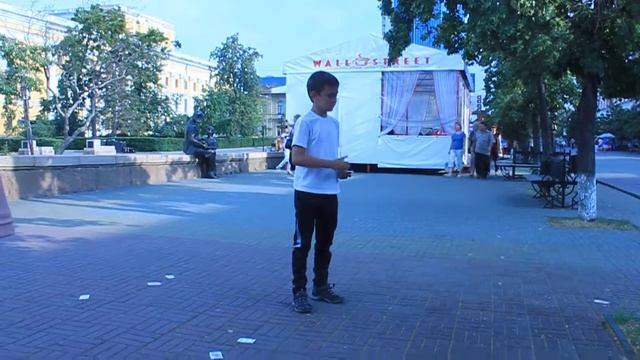 Метание карт на Кировке смотреть онлайн