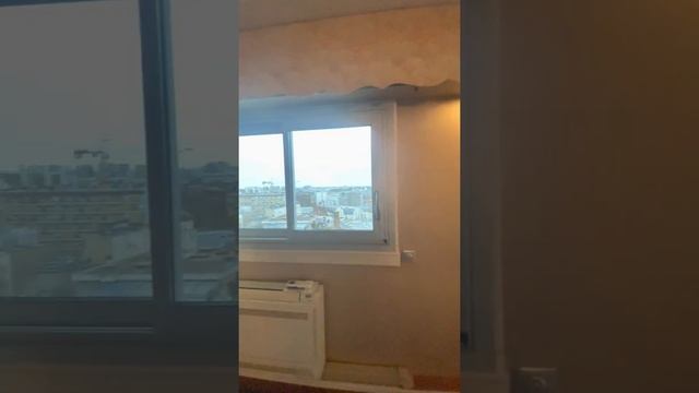 Appartement 5 pièces avec balcon Vue sur Tour Eiffel et tout Paris смотреть онлайн