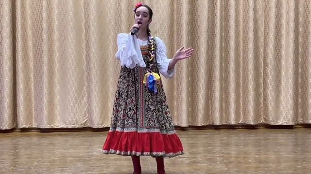 Виктория Сагалова. Солистка образцового детского коллектива "Уральская вечора" 2021 смотреть онлайн