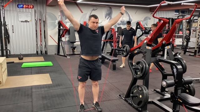 Подъем рук вверх с резиной смотреть онлайн