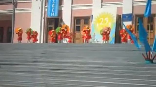 "Кап-кап дождик" ансамбль Экспромт (младшая группа) смотреть онлайн