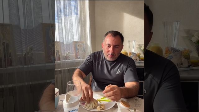 Как правильно кушать хинкали смотреть онлайн