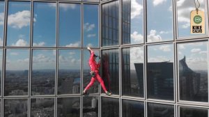 The HUMAN SPIDER . ALAIN ROBERT, the FRENCH SUPERMAN (Solo Urban Climber)