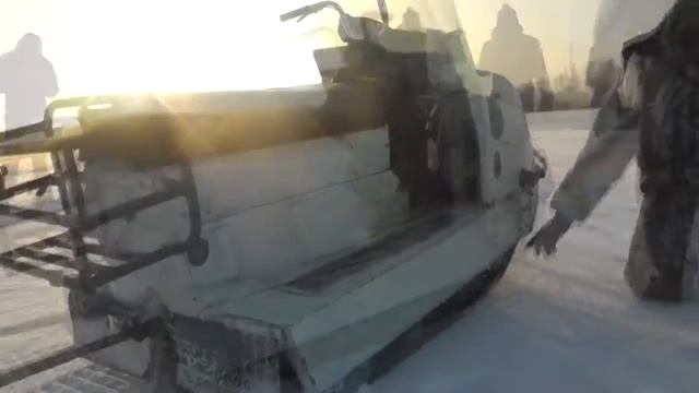 Покатушки на снегоходе БУРАН по озеру смотреть онлайн