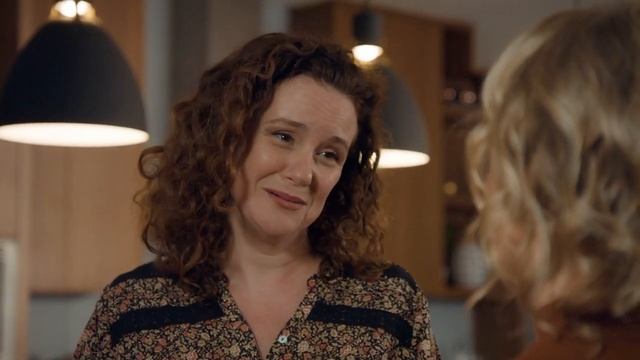 Трейлер "КТО УБИЛ НАШЕГО ОТЦА" (2023) Кирстен Комерфорд, Микаэль Конде, триллер смотреть онлайн