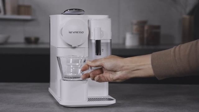 Nespresso Lattissima One смотреть онлайн
