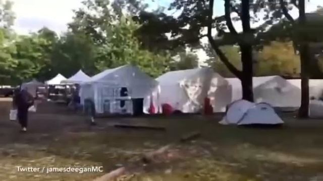 Эко активисты в Лондоне и дизельный электрогенератор смотреть онлайн