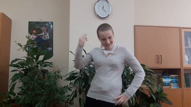 Страна читающая — Юля Феклина читает произведение «Обоз» И. А. Крылова смотреть онлайн