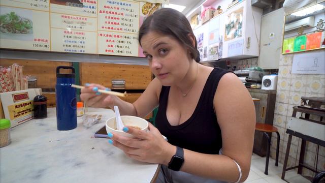 Local Food Tour in Hong Kong | Get Your Guide смотреть онлайн