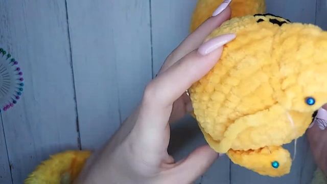 Пришиваем ушки. Бесплатный Мастер-Класс "Тигренок Лимончик" смотреть онлайн