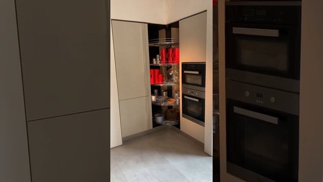 Как обустроить угол кухни? Kitchen layout ideas смотреть онлайн