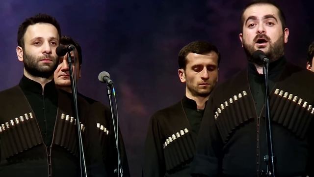 Хор "Басиани" (Грузия). "Мравалжамиер". Choir "Basiani" (Georgia) смотреть онлайн