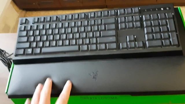 Razer Ornata Chroma - Распаковка и беглый обзор) смотреть онлайн