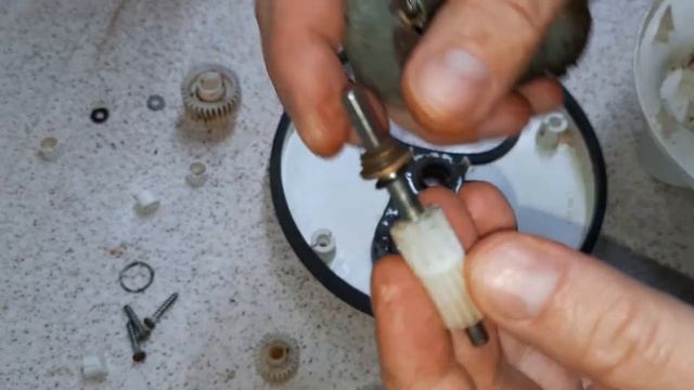 Mutfak Robotu Bıçağı Dönmüyor / Braun Büyük Hazne Kapağı Tamiri смотреть онлайн