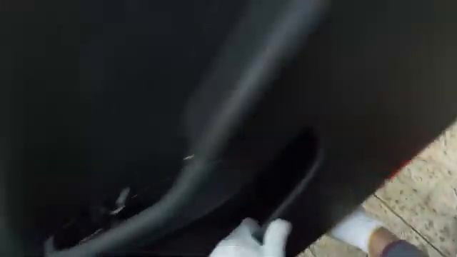 Снимаем дверь на VW Jetta смотреть онлайн