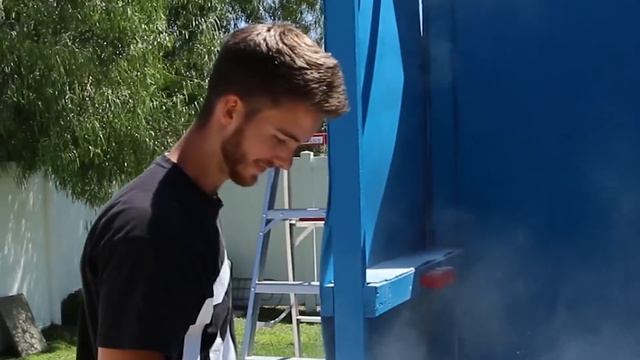 DONT Push the Wrong Mystery Button!! (TRAP DOOR CHALLENGE) смотреть онлайн