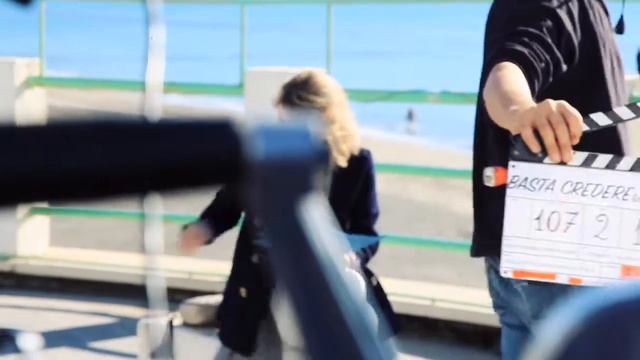 Io c'è - Backstage смотреть онлайн