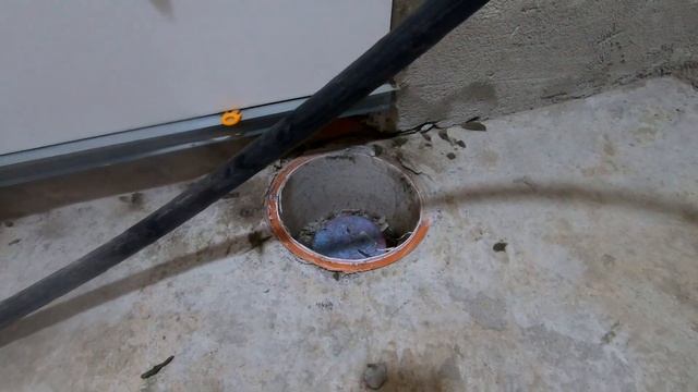 Вывод фановой трубы из плиты - Совет от МТ Строй смотреть онлайн