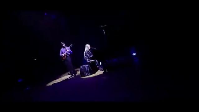 Гурова Юлия "Talking to the moon" смотреть онлайн