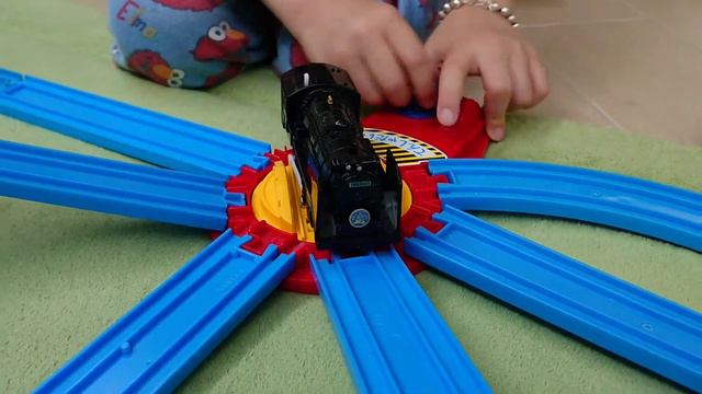 The Next Station is........ смотреть онлайн