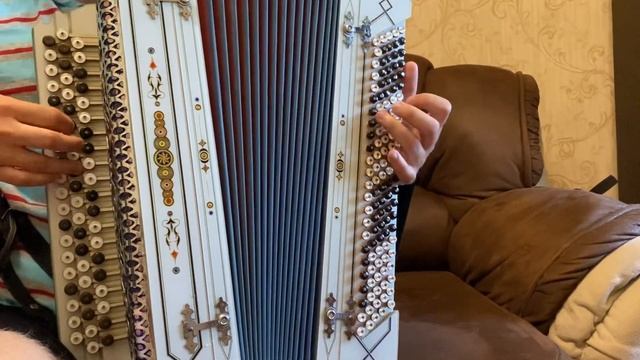 Кадриль на баяне ПРОДАМ БАЯН! смотреть онлайн