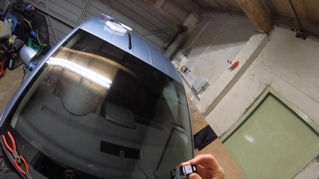 How to fit an audi a2 Aero windscreen wiper (Bosch) post 2002 cars смотреть онлайн