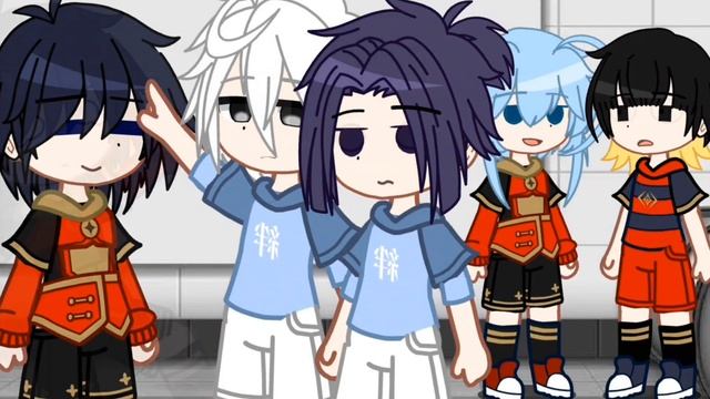 when isagi change hairstyle :D [bluelock⚽][gachaclub] смотреть онлайн