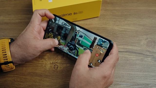 Realme 8s Dimensity 810 5G, 33W charging, 90Hz display how is it? смотреть онлайн