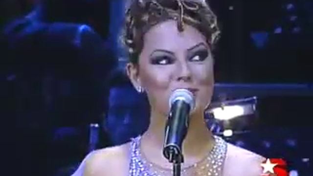 Ebru Gündeş Konser Ebru Gundes concert смотреть онлайн