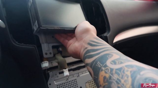 Apple CarPlay & Android Auto for G37/370Z with Navigation! смотреть онлайн