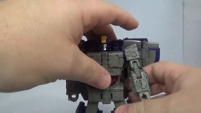 What's New in Transformer Reviews? Hasbro's Siege War for Cybertron Astrotrain!! смотреть онлайн
