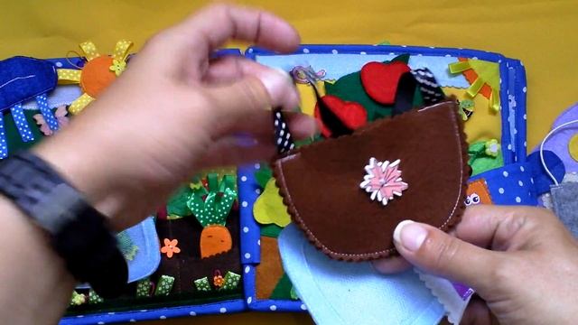 Развивающая книжка #16 Quiet book №16 смотреть онлайн