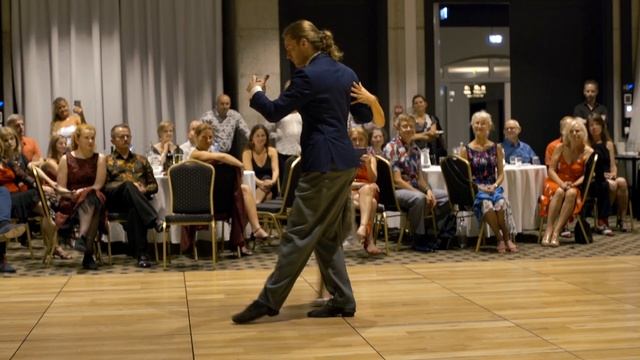 Tymoteusz Ley & Agnieszka Stach - Biagi's vals - Festiwal Tango Libre 4/4 смотреть онлайн