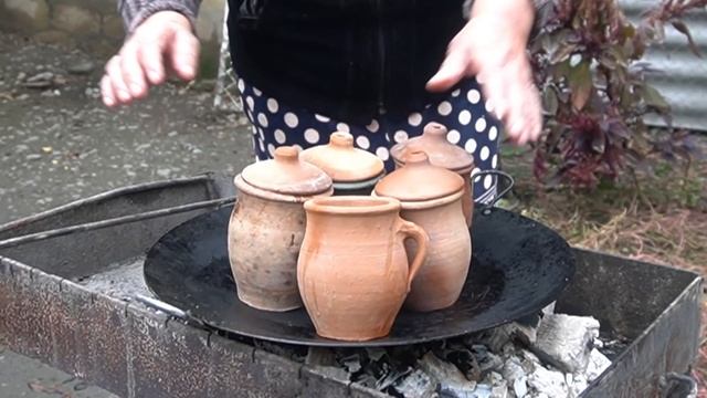 Ordinary Day in AZERBAIJAN Village: Grandma Cooked Piti From Lamb, Delicious Village Meal Recipe! смотреть онлайн