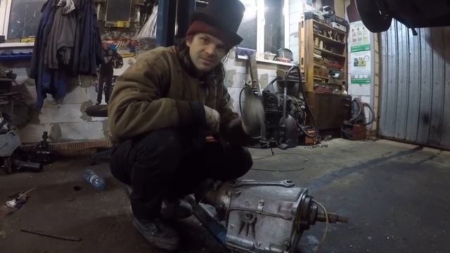 Яма с мазутом || Замена КПП на ГАЗ-14 смотреть онлайн