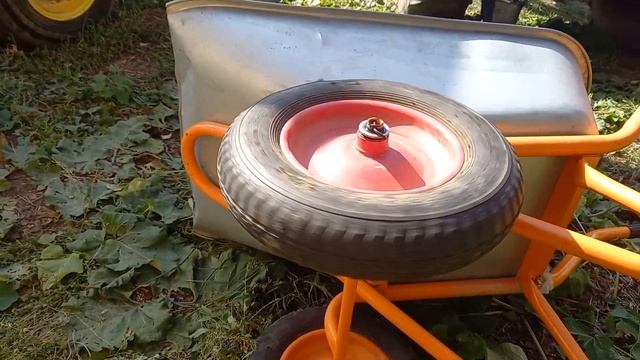 Не едит садовая тачка.Чем заменить подшипники.Быстрый ремонт,справится любой) смотреть онлайн