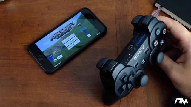How To Play Minecraft PE With A PS3/PS4 Controller On iPhone - iPad - iPod Touch смотреть онлайн
