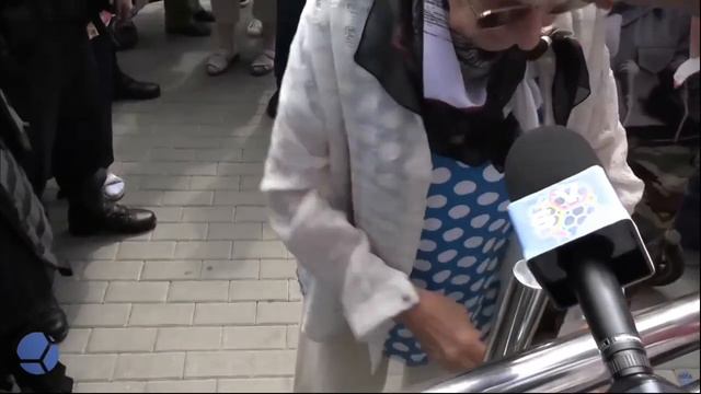 Пули Сталинграда - в России бьют бабушек которые пытаются спасти Мир смотреть онлайн