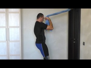 Сгибания рук на простыне: техника и нюансы